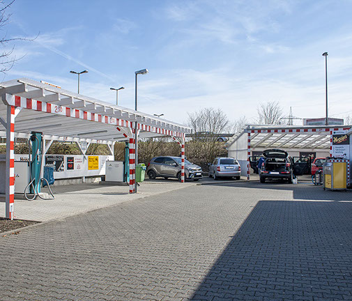 WAP-Waschanlage - SB-Saugen – Überdachte Plätze