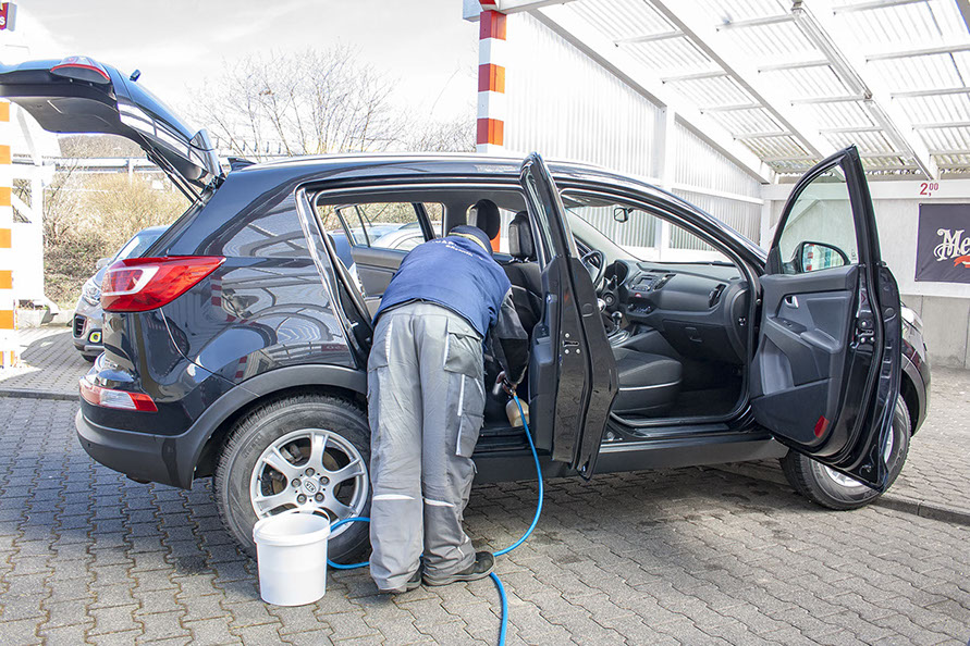 WAP-Waschanlage – Car-Kosmetik – Dienstleistungsprogramm – Saugen