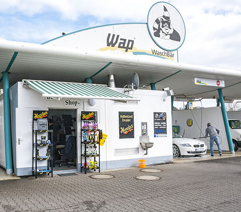 WAP-Waschanlage der Shop mit Markenprodukten zur Fahrzeug-Pflege