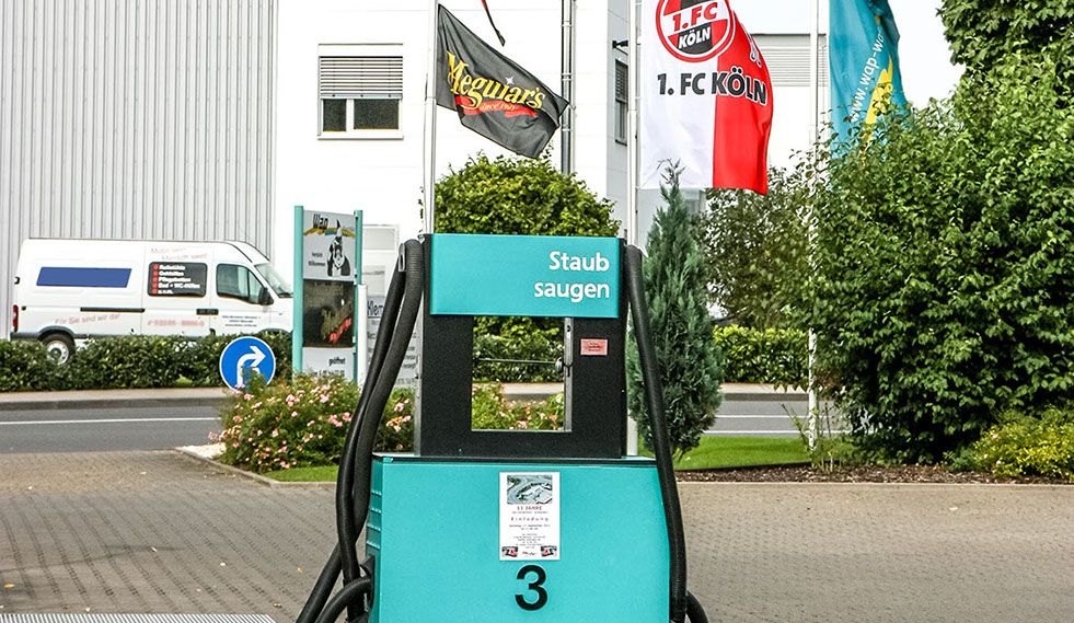 Staubsaugerstation Nr. 3 von 9 der WAP-Waschanlage in Rösrath.